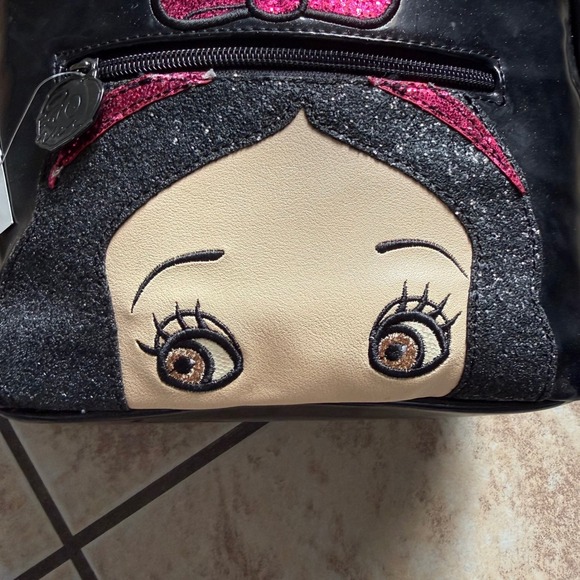 Danielle Nicole Snow White Fairest One of All Mini Backpack Black Disney - Picture 2 of 16